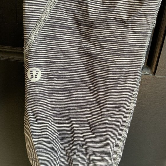 Lululemon Leggings Women Size 6 Black Gray Inspire Tight II Athletic Activewear - Picture 7 of 8